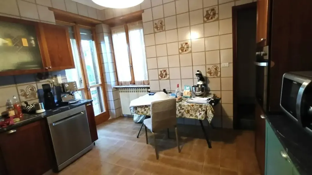 Cuisine - Villa with Private Garden in Giaveno