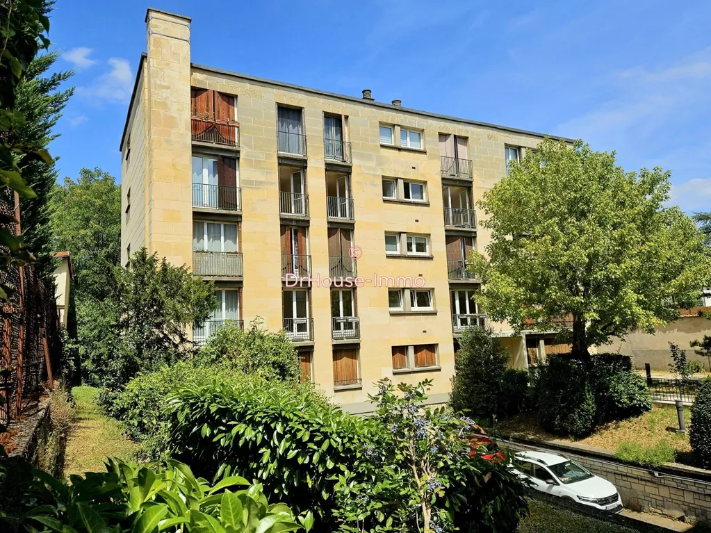 Esterno - 3-Bedroom Flat, South-Facing, Near RER