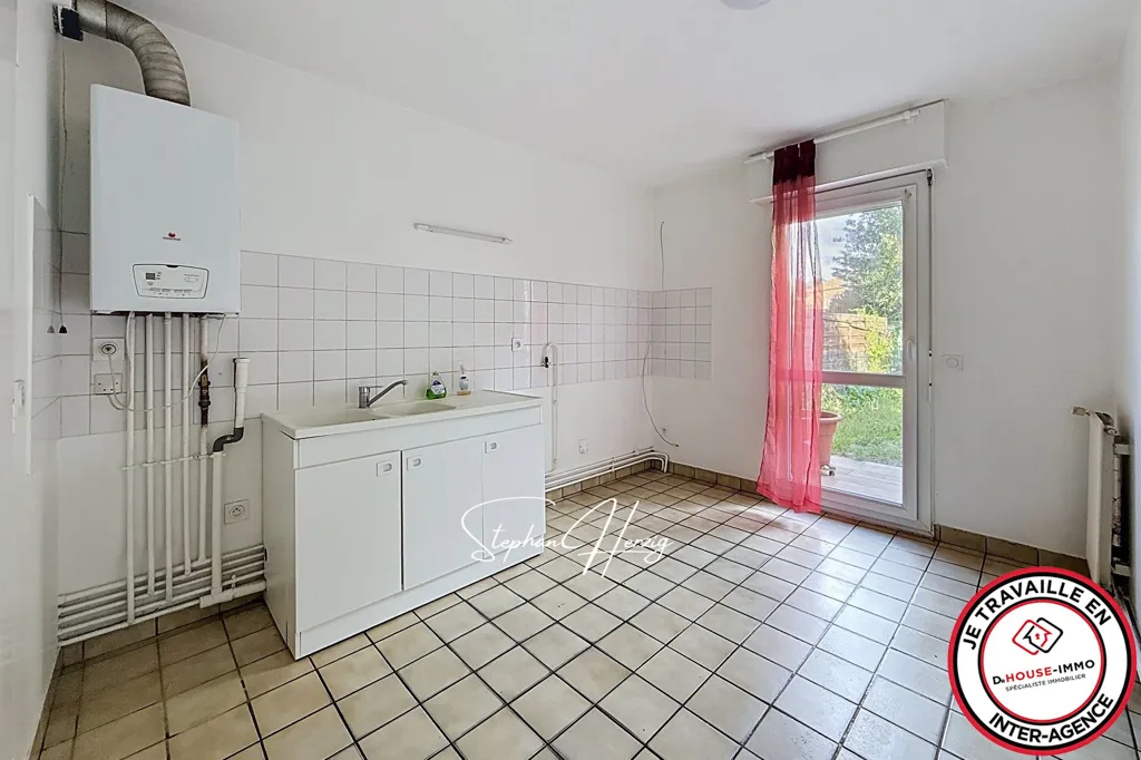 Lavanderia - House with Garden and Garage in Eysines Migron
