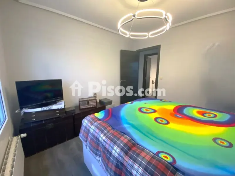 Chambres - Appartement 2 pièces à ES