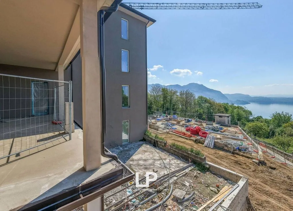 Balcon - Luxury Flat with Lake View in Arizzano