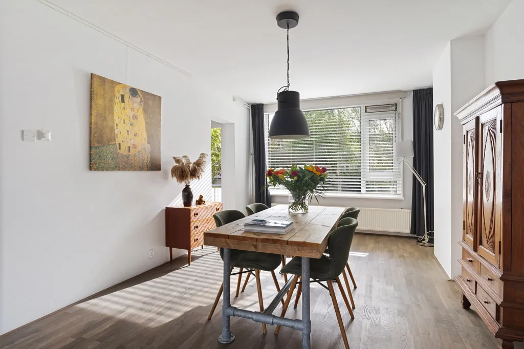 Söögituba - Galerijflat with Balcony in Quiet Green Area