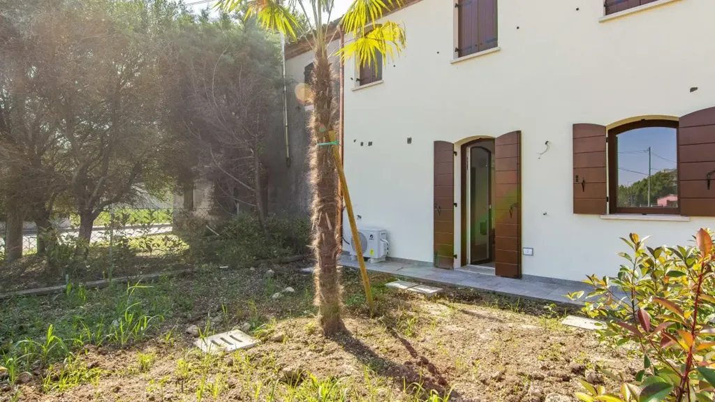 Välivaade - New Villa with Private Garden in Padova
