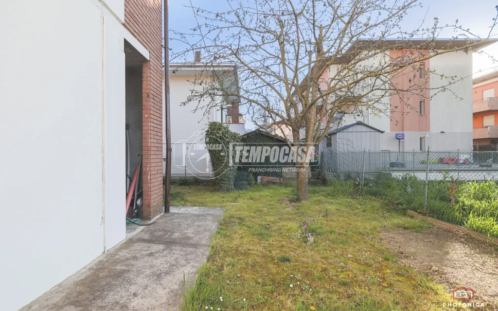 Jardin - Luxury Villa with Private Garden in Forlì