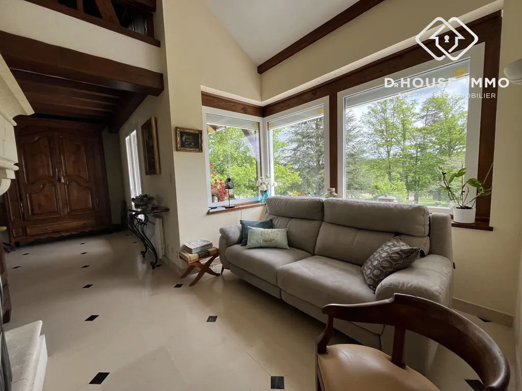 Elutuba - Traditional Family House with Large Garden in Saint-Estèphe