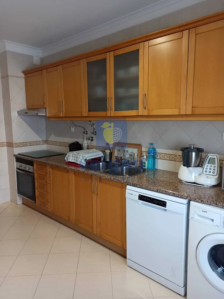Köök - T1 Apartment with Lift in Setúbal