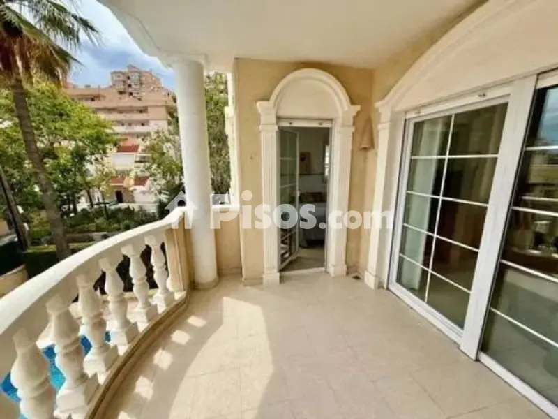 Terrace - 2-Bed Apartment with Terrace in Torrevieja