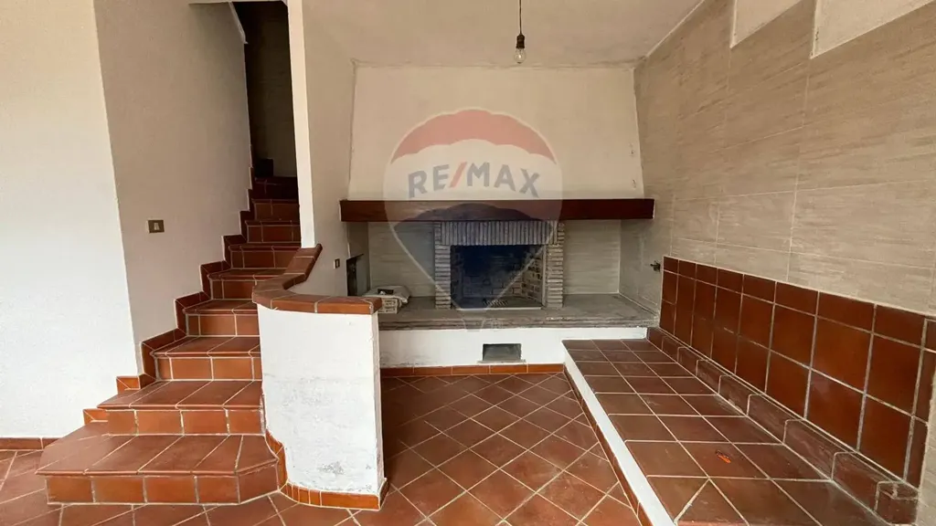 Elutuba - Rustic Bifamily Villa with Panoramic View in Crasciana