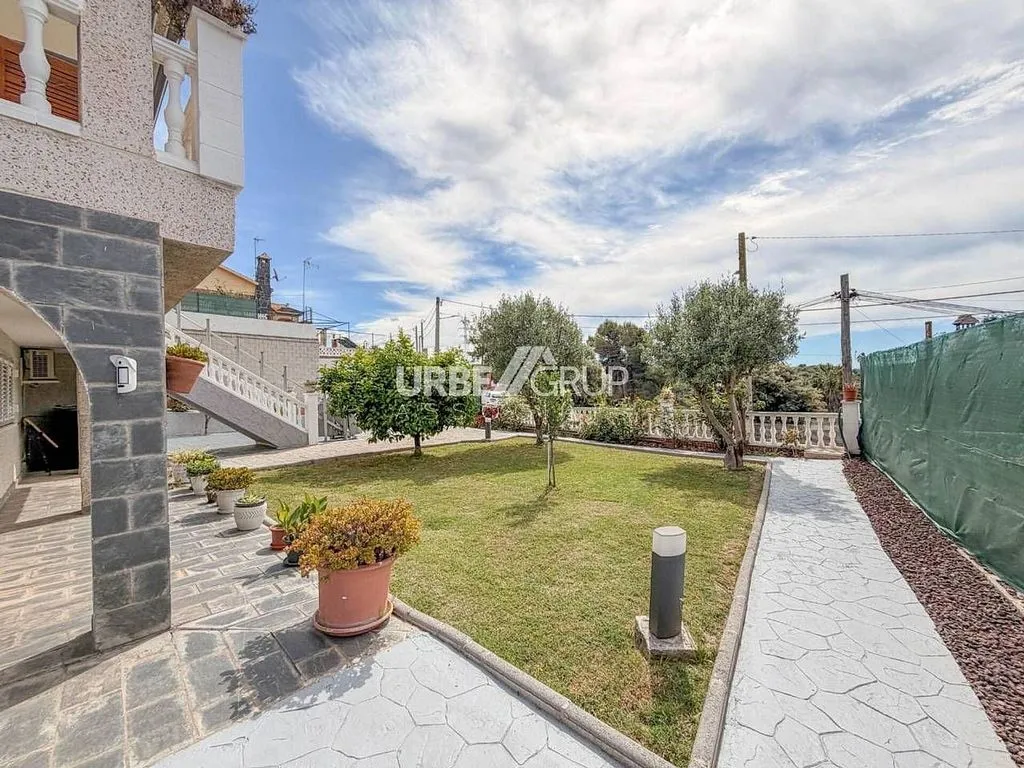 Jardin - Luxury House with Pool in Castellbisbal