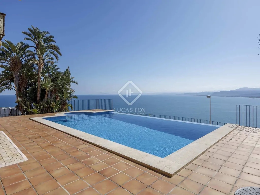 pool_area
