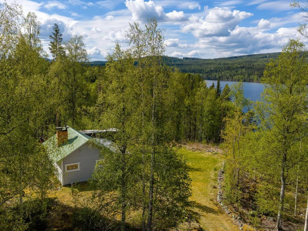 Vue aérienne - Cottage with Lake View near Brintbodarna
