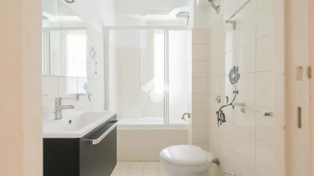 Salles de bain - Apartment with Triple Exposure in Balduina, Rome