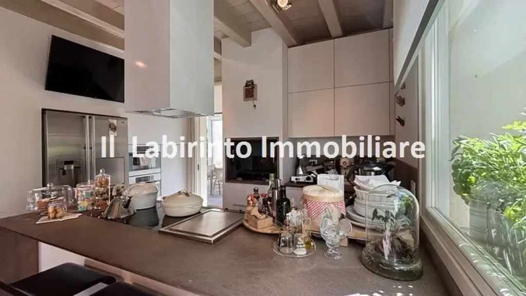Cuisine - Modern Villa with Private Garden in Monte, Faenza