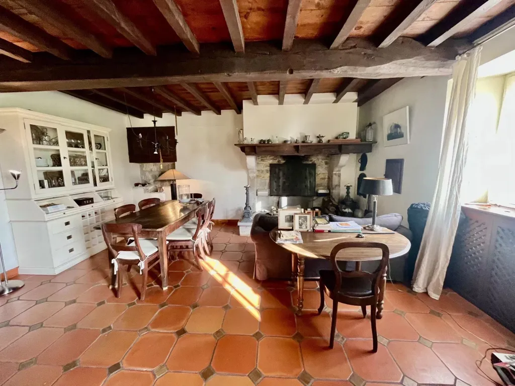 Salle à manger - Propriété avec Piscine et Vue sur les Pyrénées à Laàs