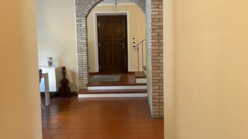 Maison 9 pièces à IT