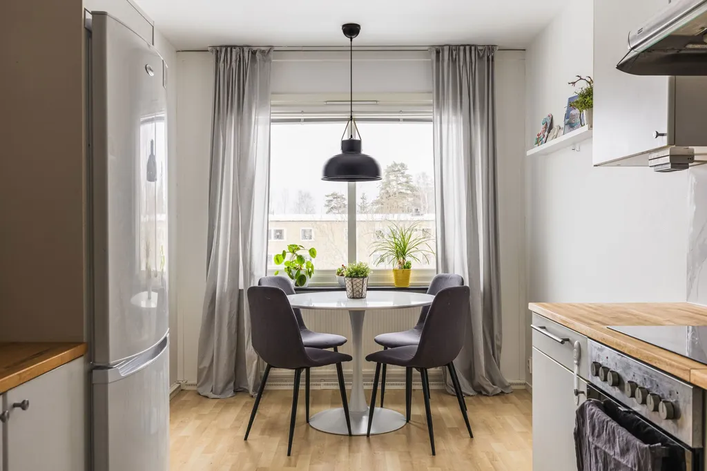 Sala da pranzo - Apartment with Balcony in Röda Gatan, Kalmar