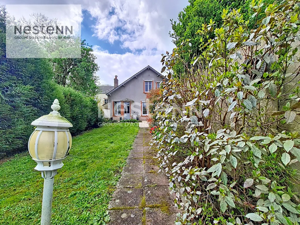 Garden - 1930s House with Garden in Orleans