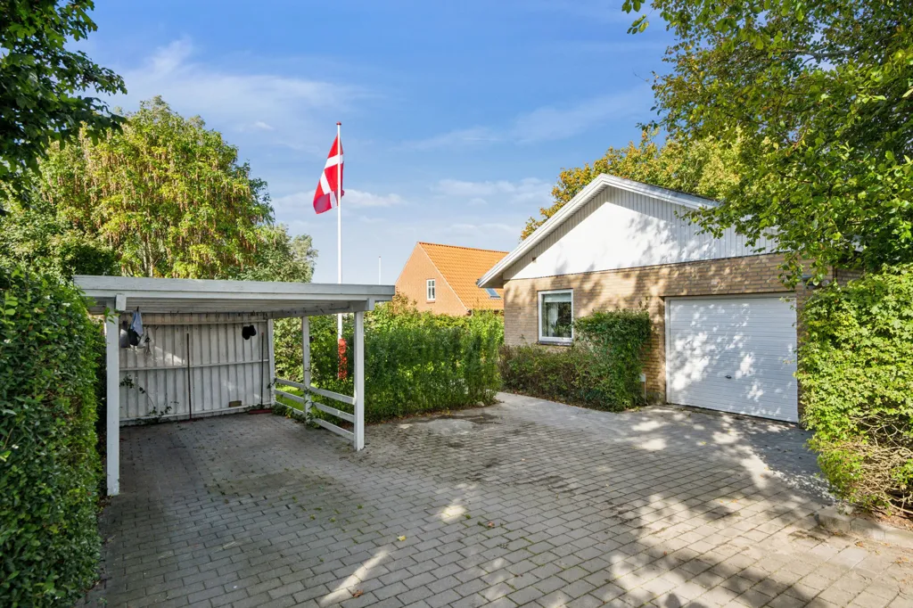 5-toaline maja asukohas Aalborg SØ