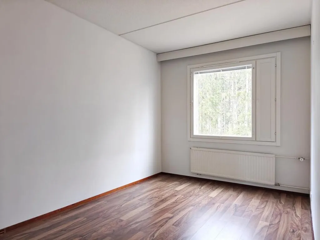 Pièces - Spacious Flat with Balcony in Tampere