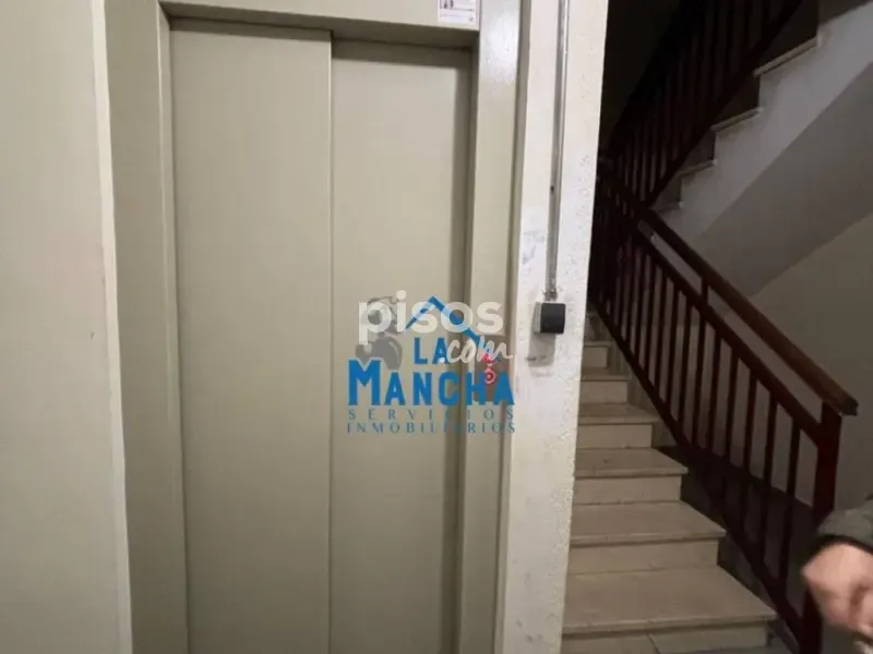 hallway_entrance