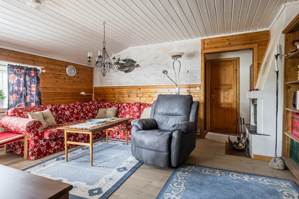 Séjour - Villa with Water View near Älvdalen