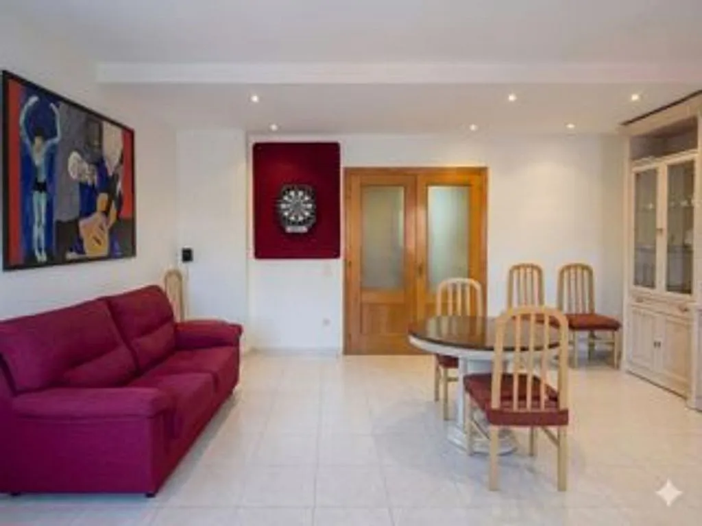 Séjour - Spacious Apartment with Air Conditioning in Massalavés