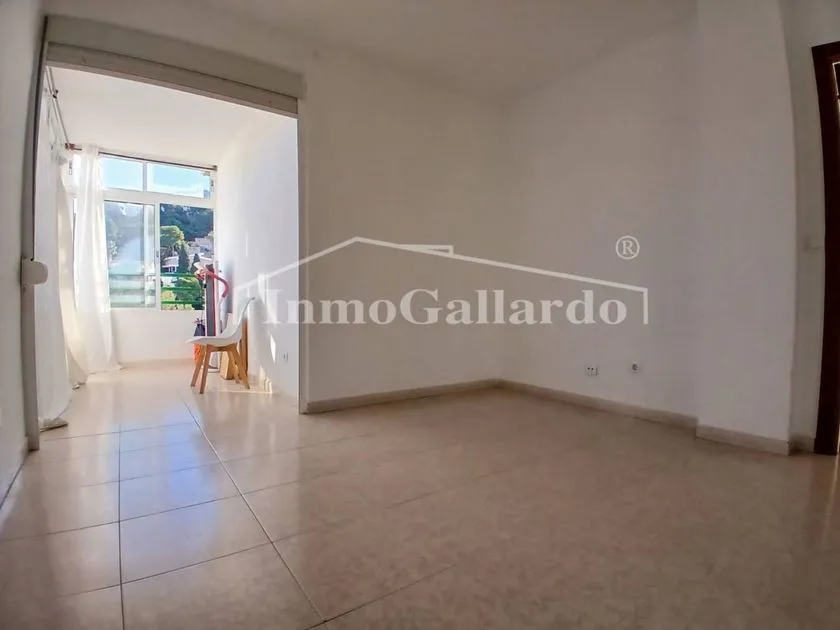 Stanze - Spacious Apartment with Terrace in Málaga Centre