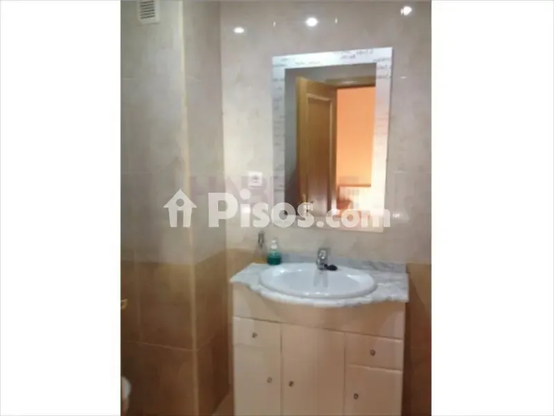 Salles de bain - Corner Adosado with Terraces in Viver