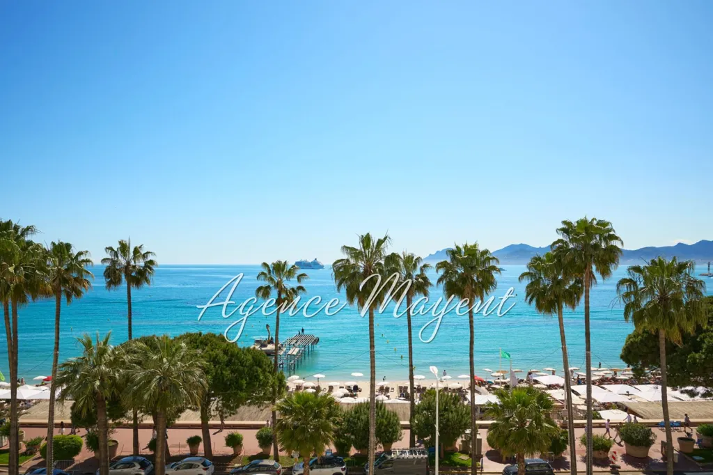 Appartement Luxe avec Vue Mer à Cannes