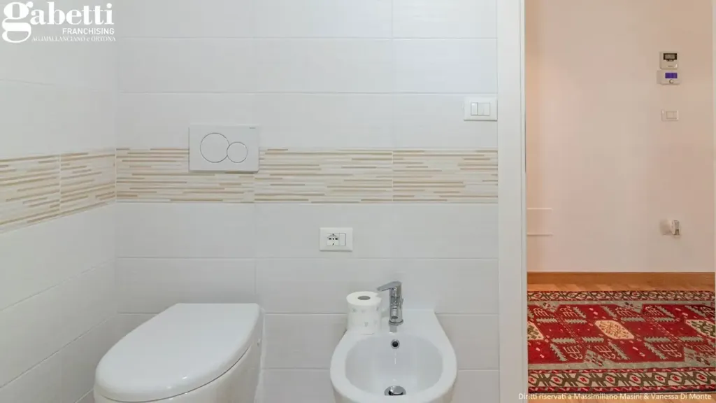 Salles de bain - Newly Built Apartment with Balcony in Lanciano Centre
