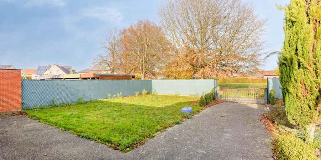Jardin - Maison à Rénover avec Garage à Hoepertingen