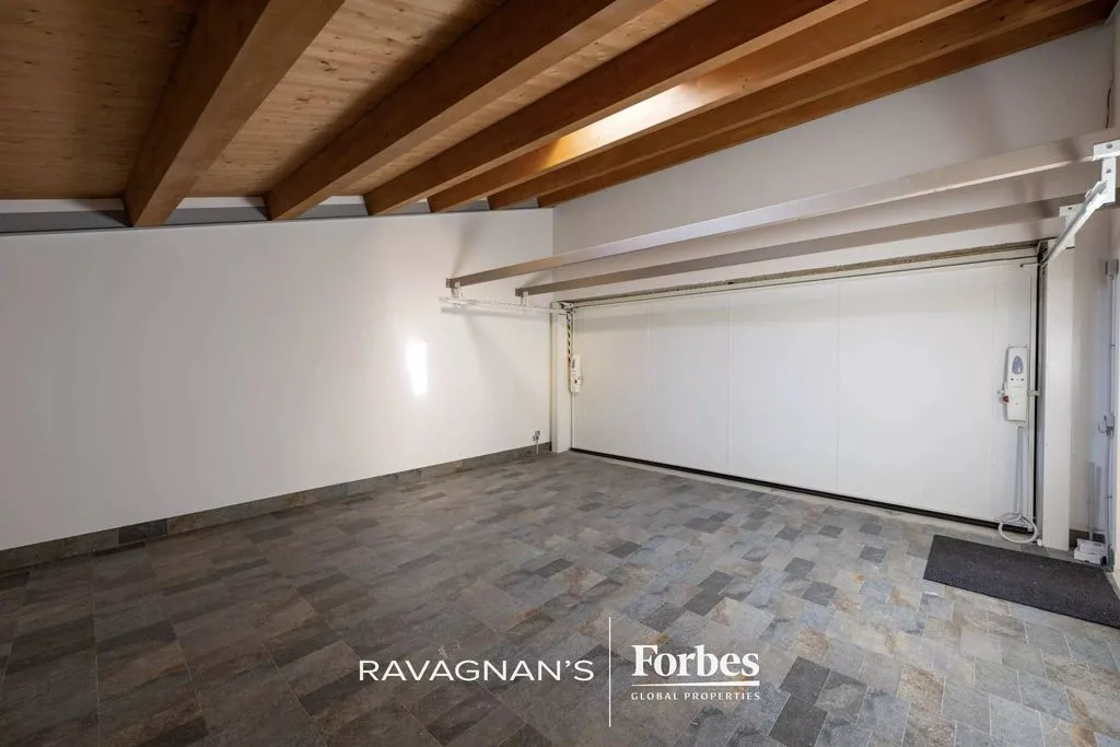 Garage - Historic Apartment with Garden in Treviso Centre