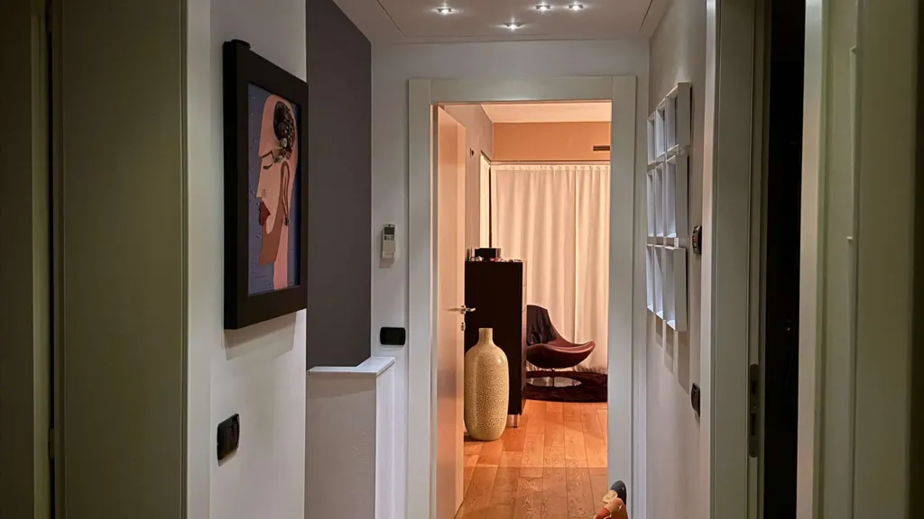 Hallway - Modern Villa with Pool in Vittorio Veneto