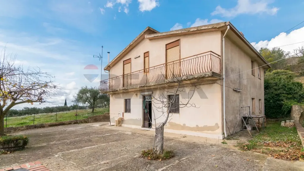 Välivaade - Bifamiliar Villa with Garden in Piazza Armerina