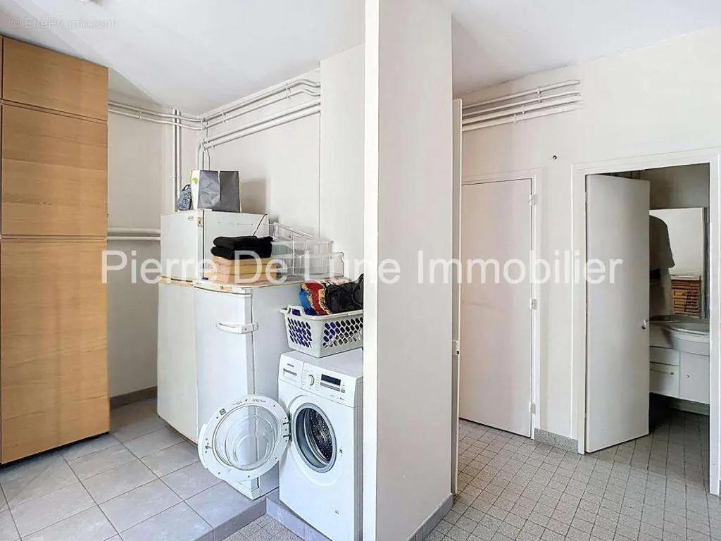 Lavanderia - Character House with Panoramic View in Caluire-et-Cuire