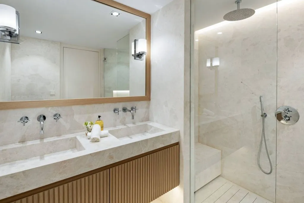 Vannitoad - Contemporary Villa with Pool in Nueva Andalucia