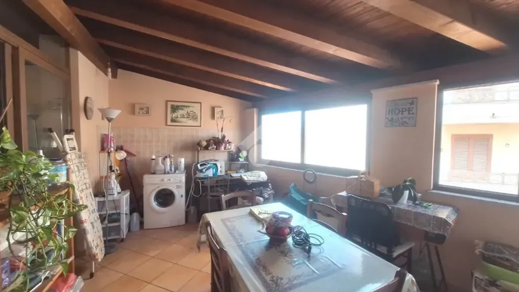 Cuisine - Rustic Trilocale with Terrace in Palermo