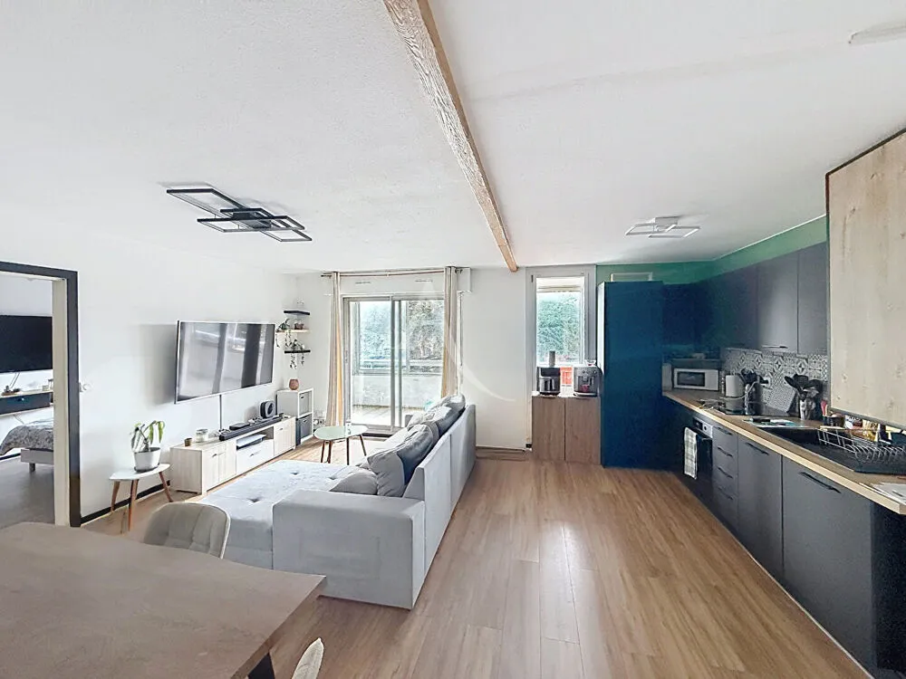 Elutuba - Renovated 4-Bed Flat with Loggia in Pau