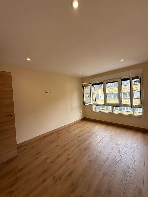 Toad - Apartment with South Orientation in Gijón