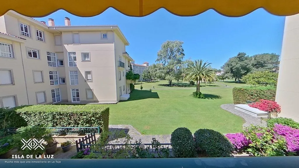 Jardin - Luxury Flat with Pool in O Grove