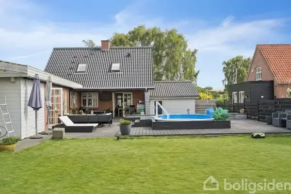 pool_area