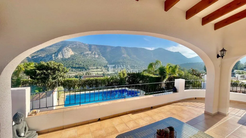 Terrass - Modern Villa with Panoramic Views in Pedreguer