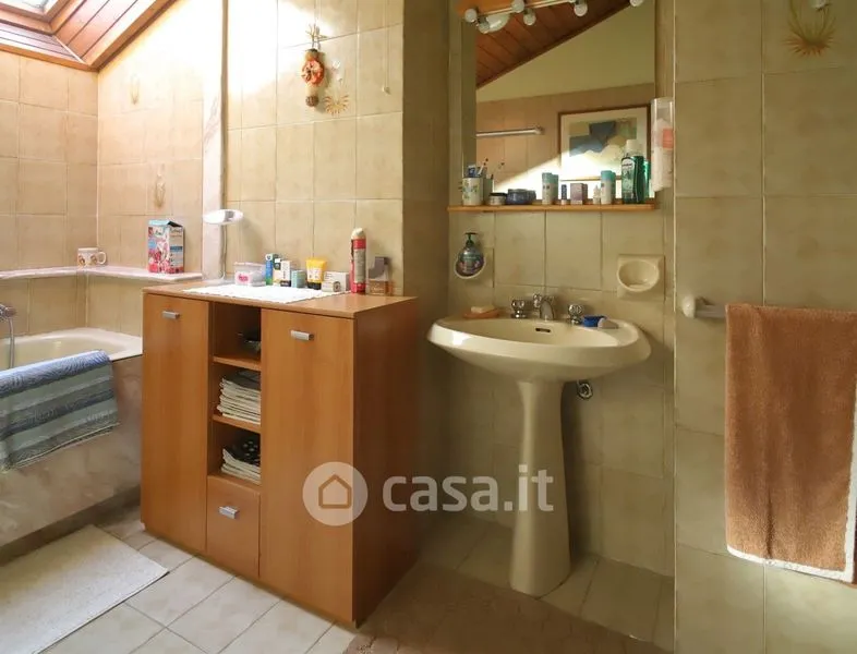 Salles de bain - Chalet with Private Park in Stresa