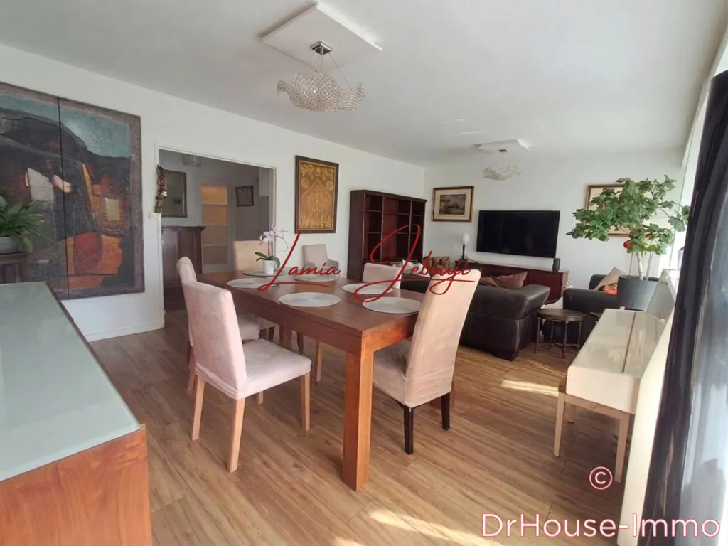 Salle à manger - Appartement Traversant avec Balcon à Pessac Centre