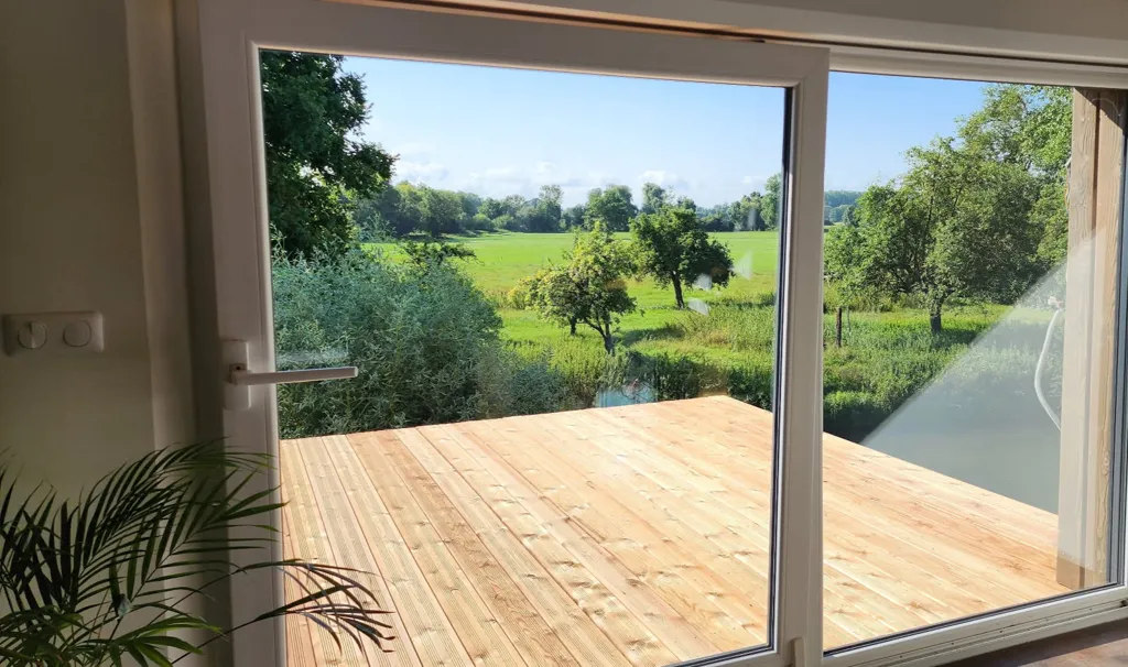 Terrasse - Loft Rénové avec Vue sur L'Illwald près de Sélestat