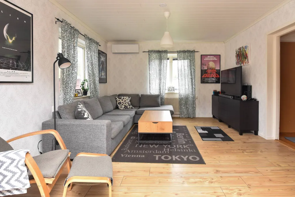 5-toaline maja asukohas Söderhamns kommun