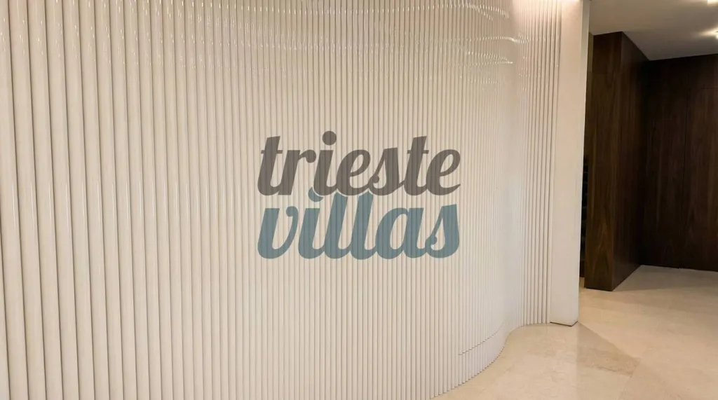 Ingresso - Duplex Apartment with Sea View in Trieste