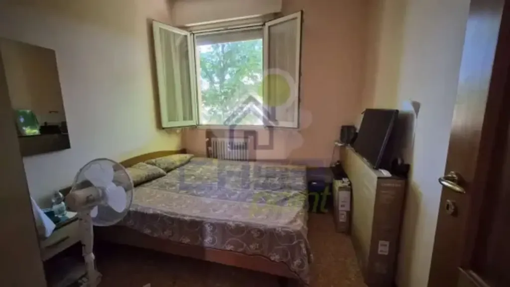 Chambres - Spacious Apartment with Balcony in Guastalla