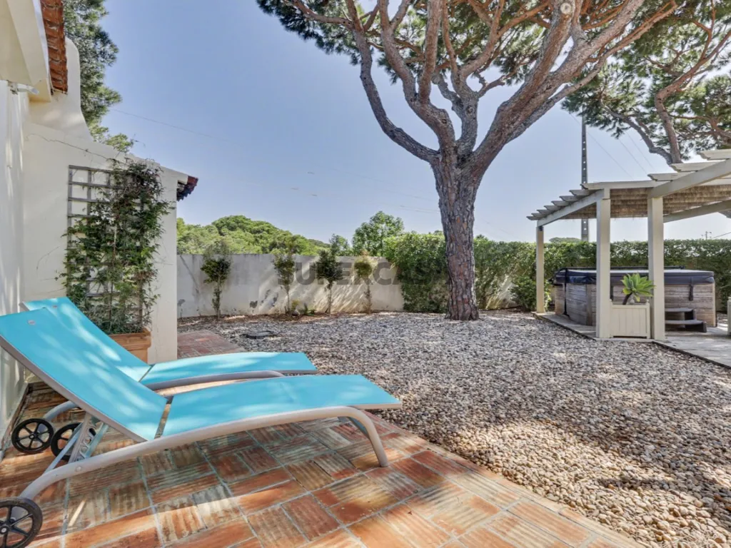 Terrace - Detached Villa with Pool in Fonte Santa, Loulé
