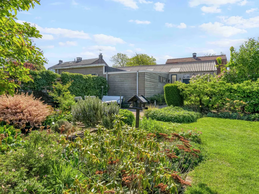 Giardino - Charming 1910 House with Water View in Vecht